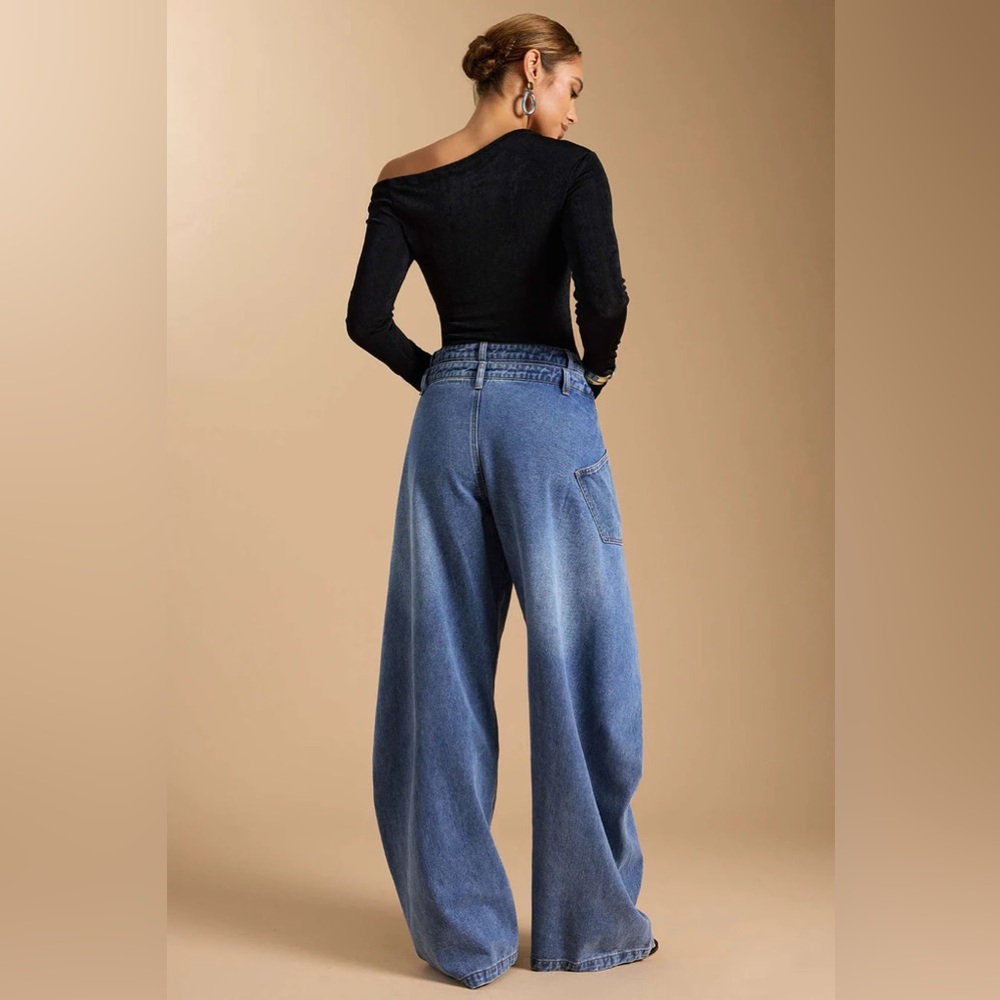 High-Rise Blue Crossover Wide-Leg Jeans - Picture 4 of 6
